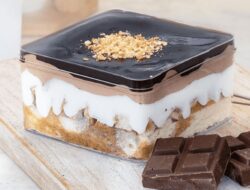Bisnis Rumahan Berbasis Pembuatan Puding Dessert Box untuk Event dan Harian